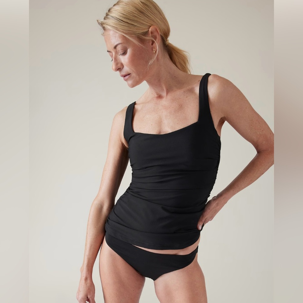 🆕 Athleta Square Bra Cup Tankini Size 34B/C Black NWT
